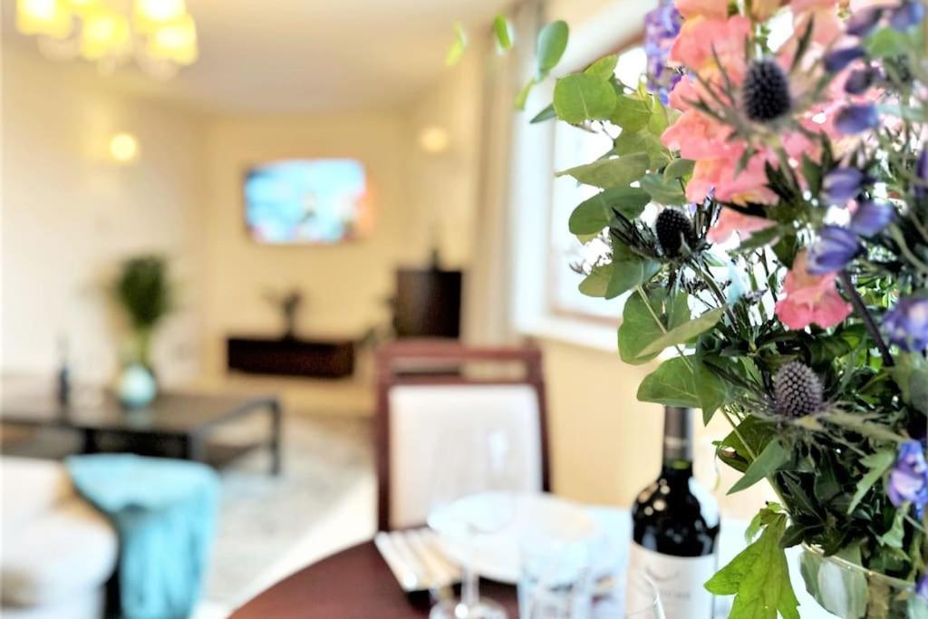 Exclusive Penthouse Near Citycenter 120M2 +Netflix Krakow Luaran gambar