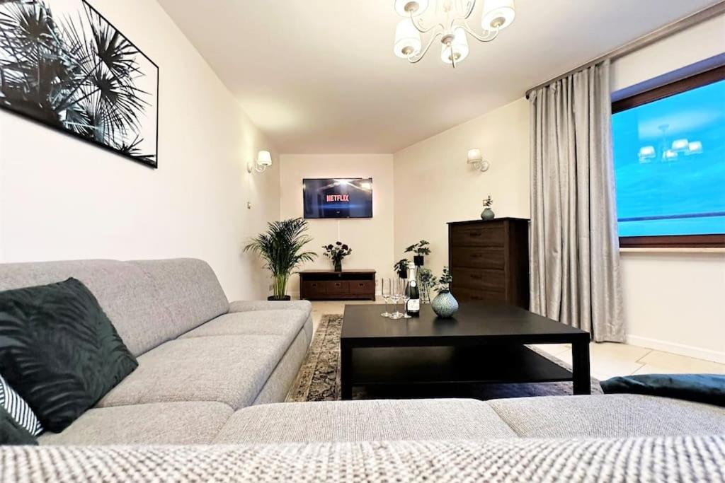 Exclusive Penthouse Near Citycenter 120M2 +Netflix Krakow Luaran gambar