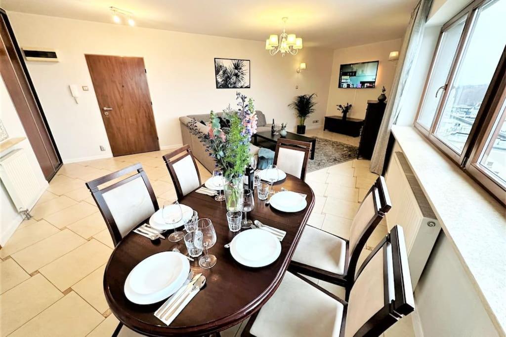 Exclusive Penthouse Near Citycenter 120M2 +Netflix Krakow Luaran gambar