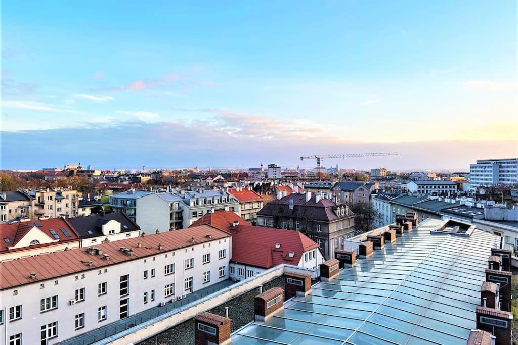 Exclusive Penthouse Near Citycenter 120M2 +Netflix Krakow Luaran gambar