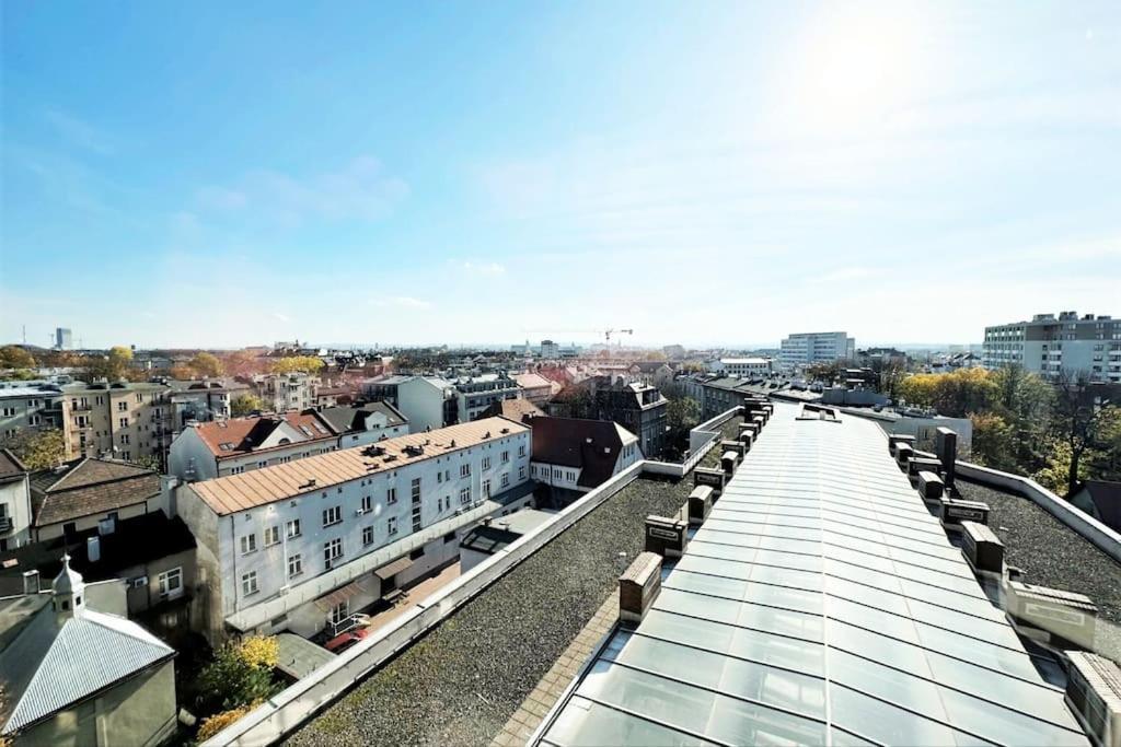 Exclusive Penthouse Near Citycenter 120M2 +Netflix Krakow Luaran gambar