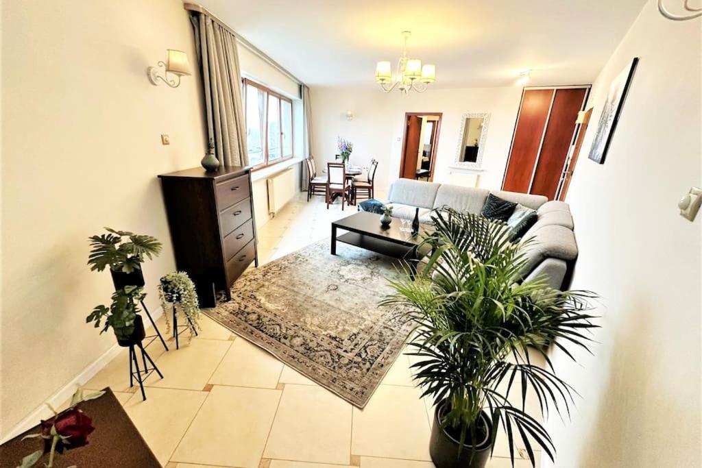 Exclusive Penthouse Near Citycenter 120M2 +Netflix Krakow Luaran gambar